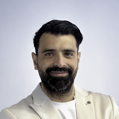 زيد قريوتي, مدير الاحتفاظ بالعملاء ونجاحهم